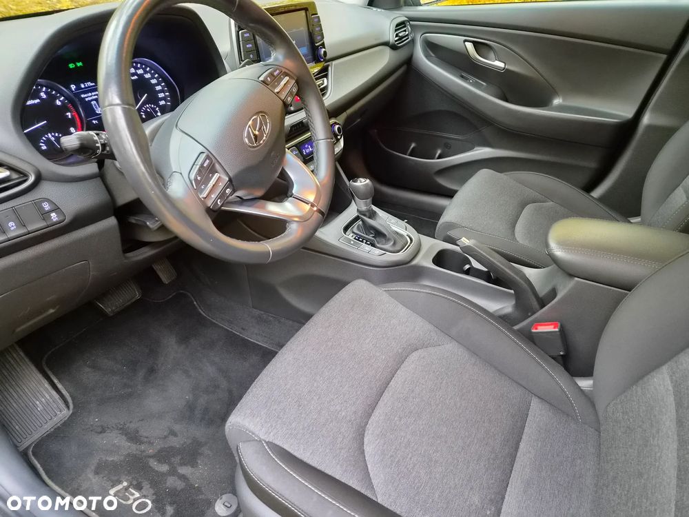 Hyundai i30 1.5 T-GDI 48V Comfort DCT - 34