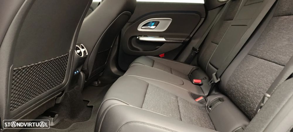 Mercedes-Benz CLA 250+ EQ - 31