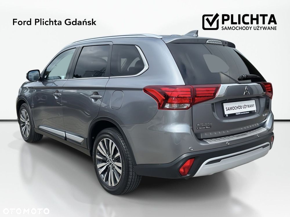 Mitsubishi Outlander - 35
