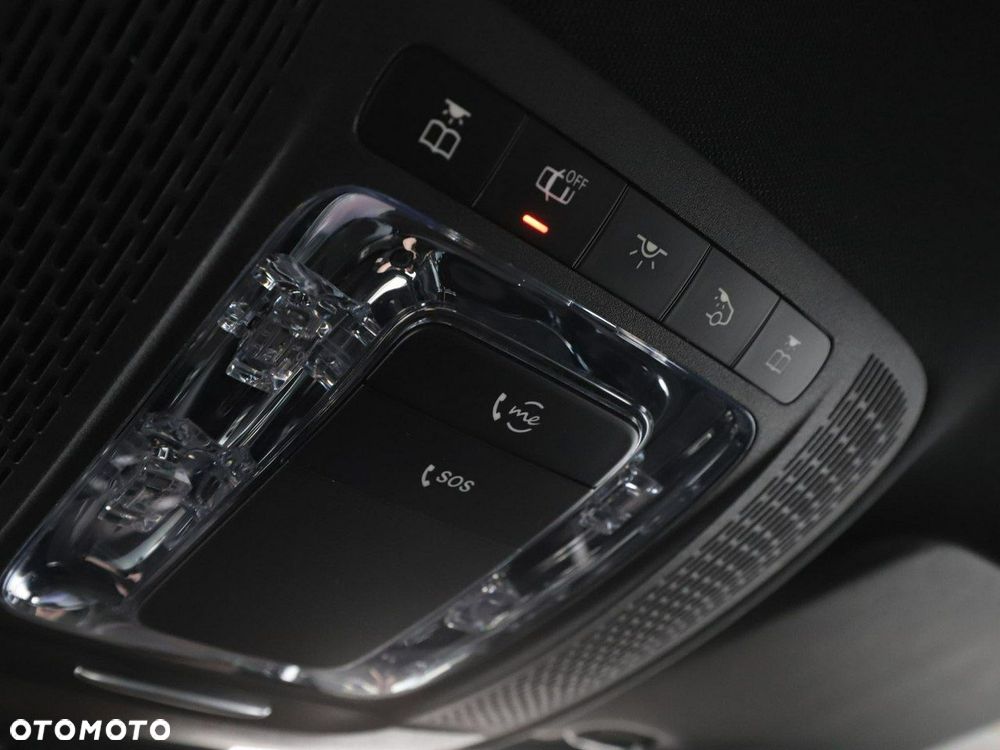 Mercedes-Benz Klasa A 250 7G-DCT - 38