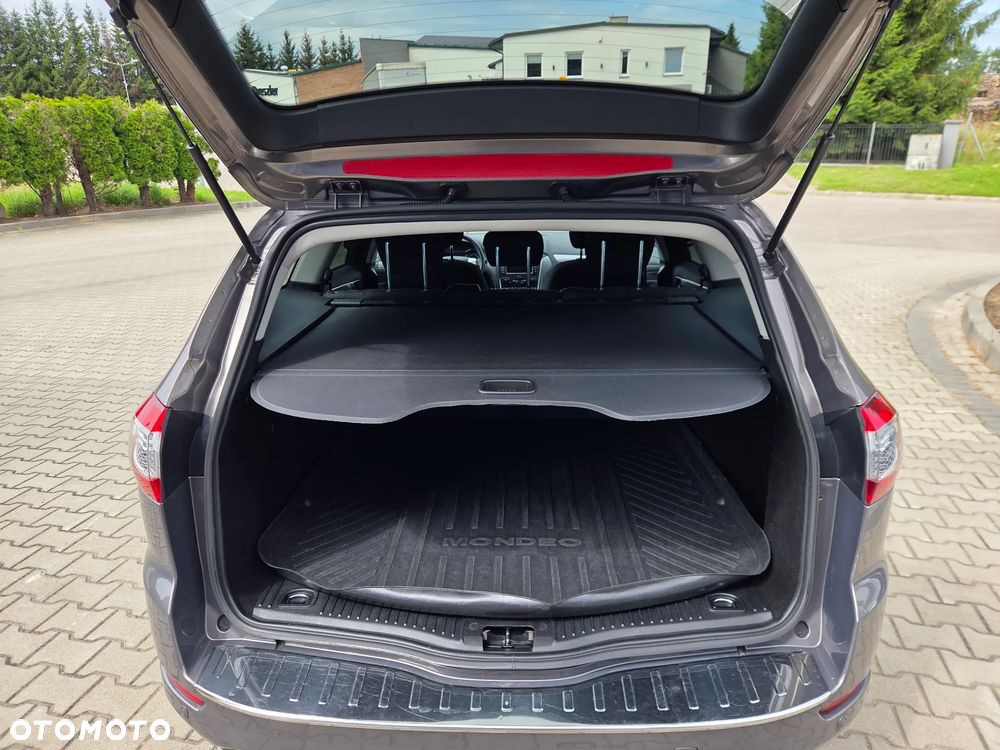 Ford Mondeo 2.0 TDCi Titanium S - 18