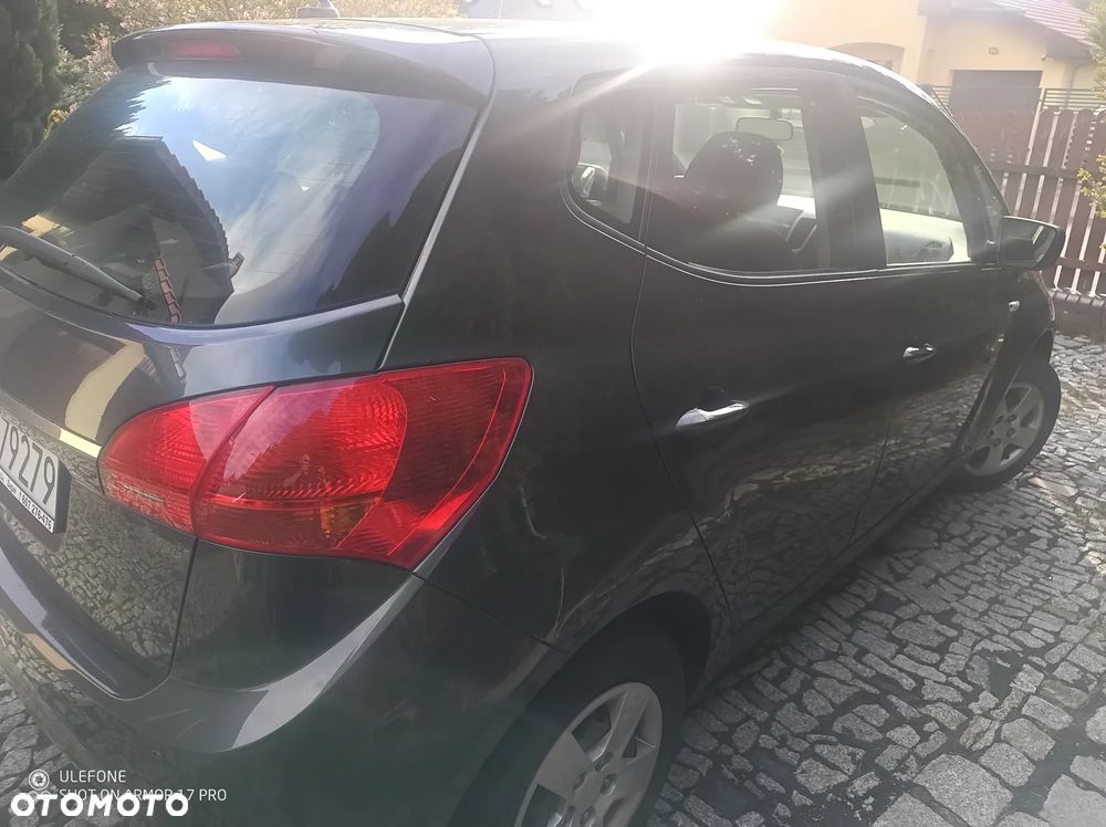 Kia Venga - 13