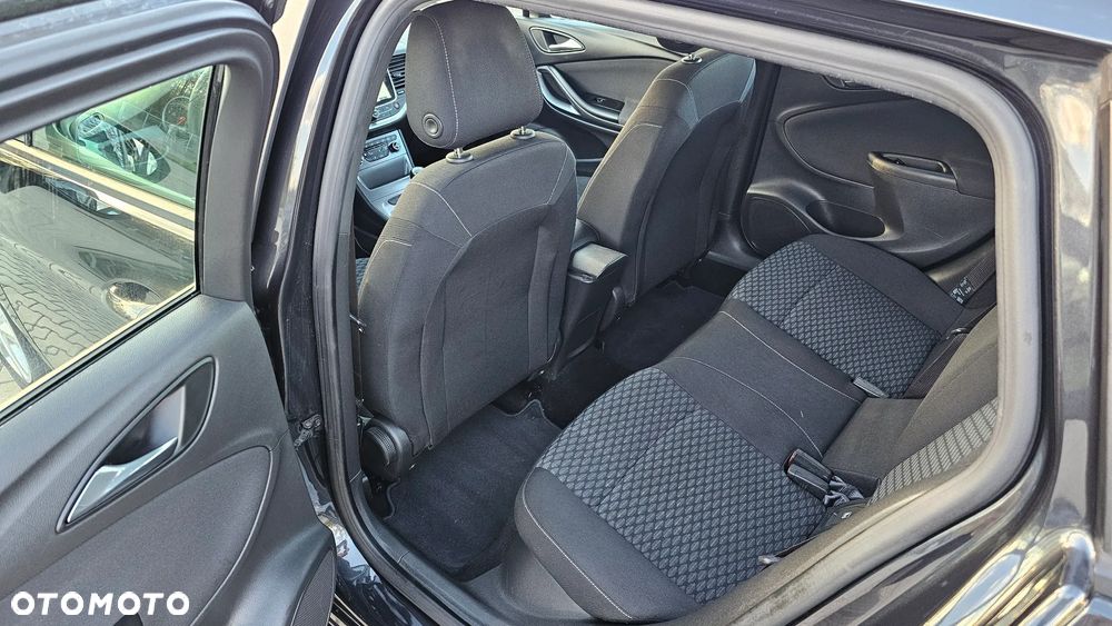 Opel Astra 1.4 Turbo Business - 10