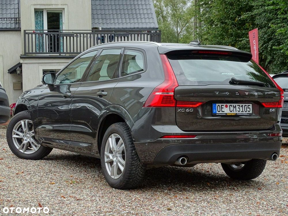 Volvo XC 60 D4 AWD Momentum - 6
