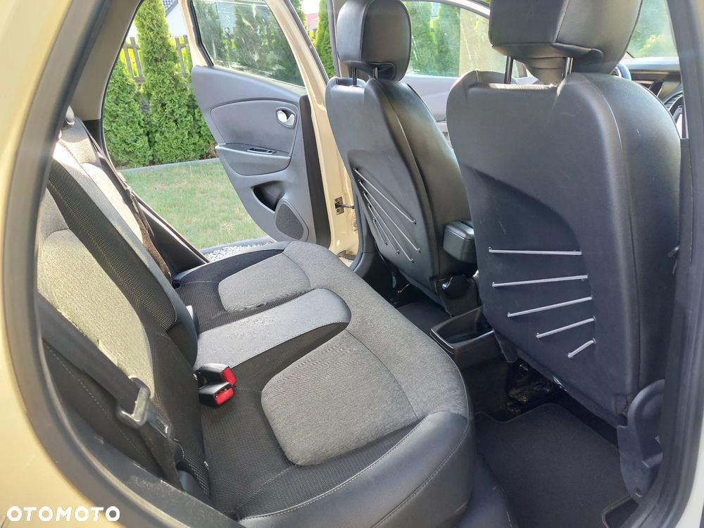 Renault Captur (ENERGY) dCi 90 EDC INTENS - 19