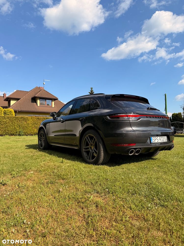 Porsche Macan Turbo - 11