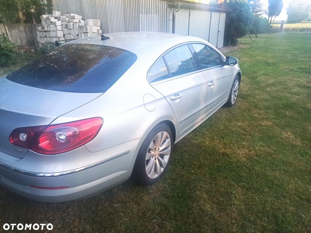 Volkswagen Passat - 5
