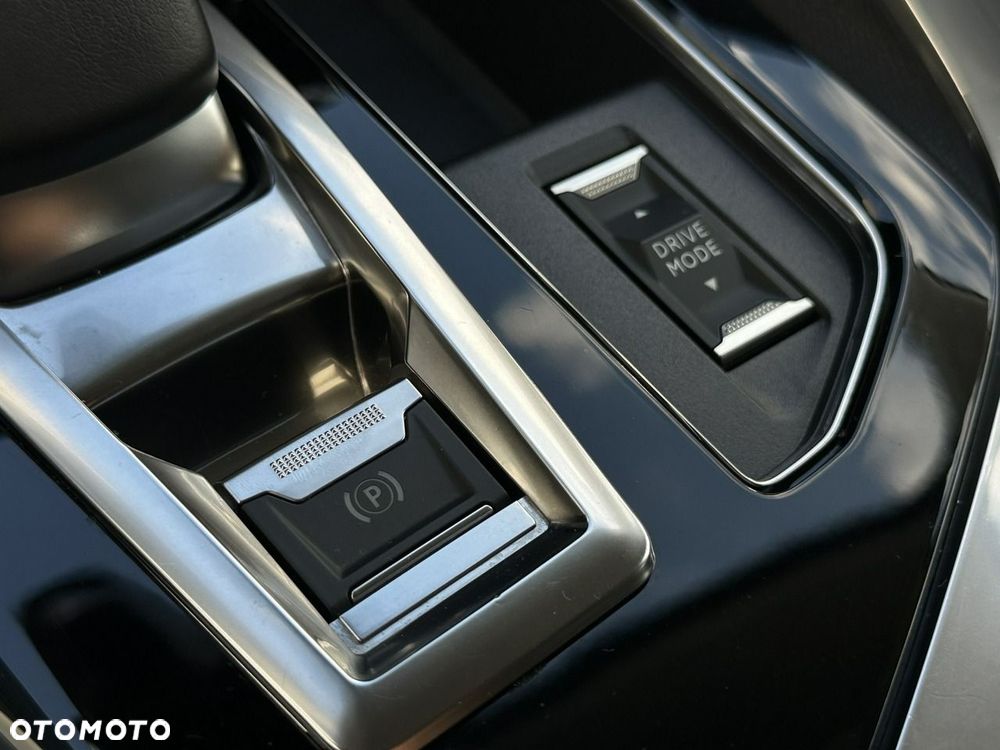 Peugeot 3008 - 25