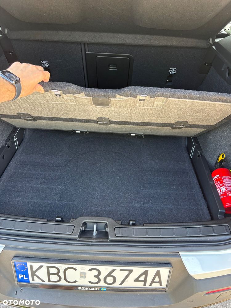 Volvo XC 40 B5 AWD Ultimate Dark - 20
