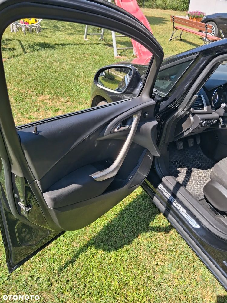 Opel Astra 1.6 Design Edition - 10