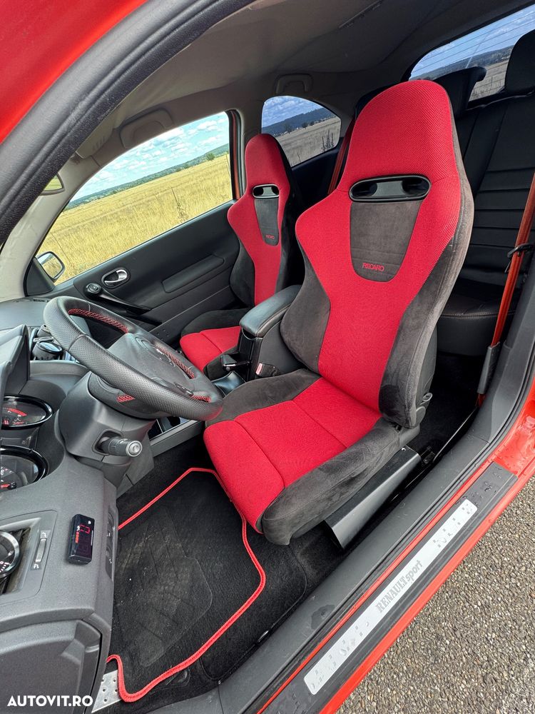 Renault Megane Sport F1-Team - 4