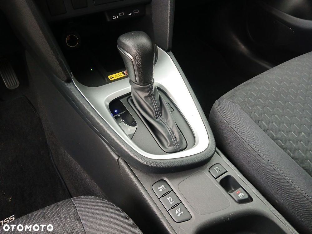 Toyota Yaris Cross Hybrid 1.5 Comfort - 33