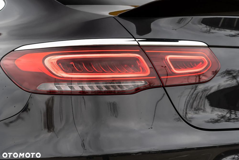 Mercedes-Benz GLC AMG 63 S 4Matic+ AMG Speedshift MCT 9G - 7