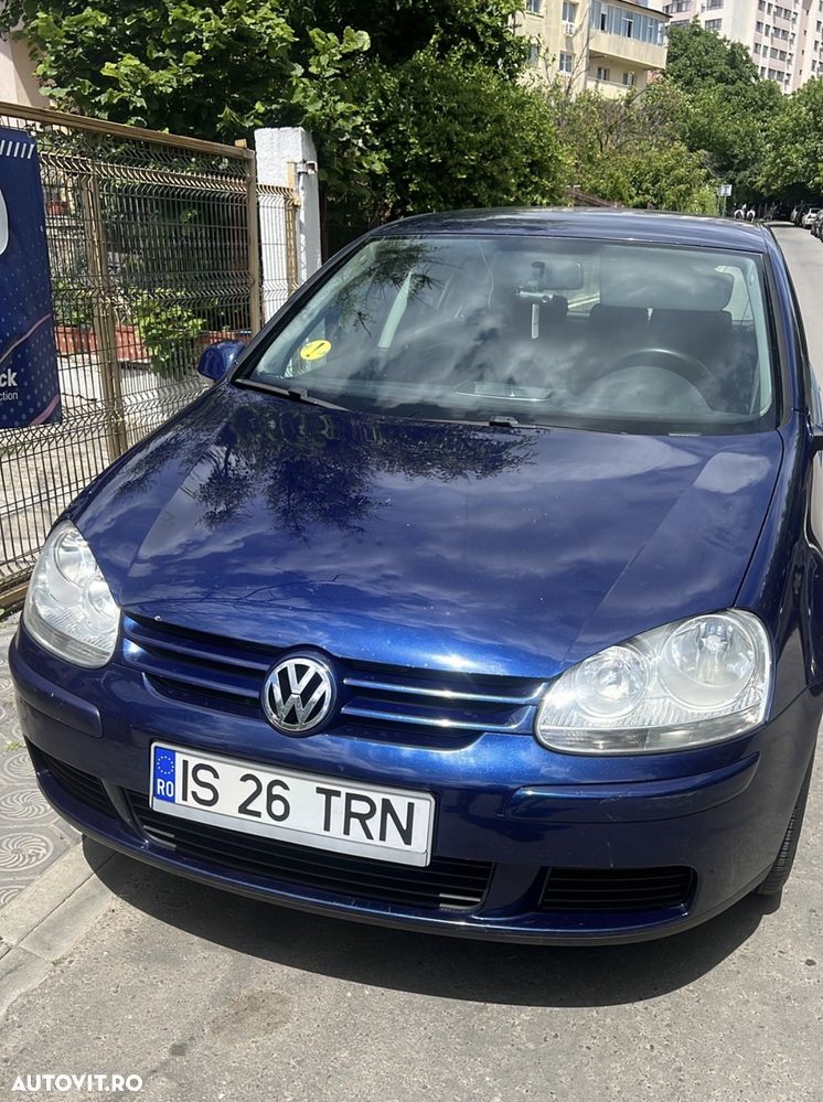 Volkswagen Golf - 2
