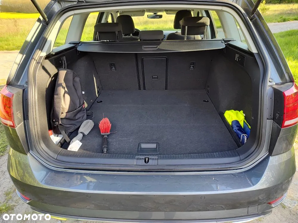 Volkswagen Golf - 31