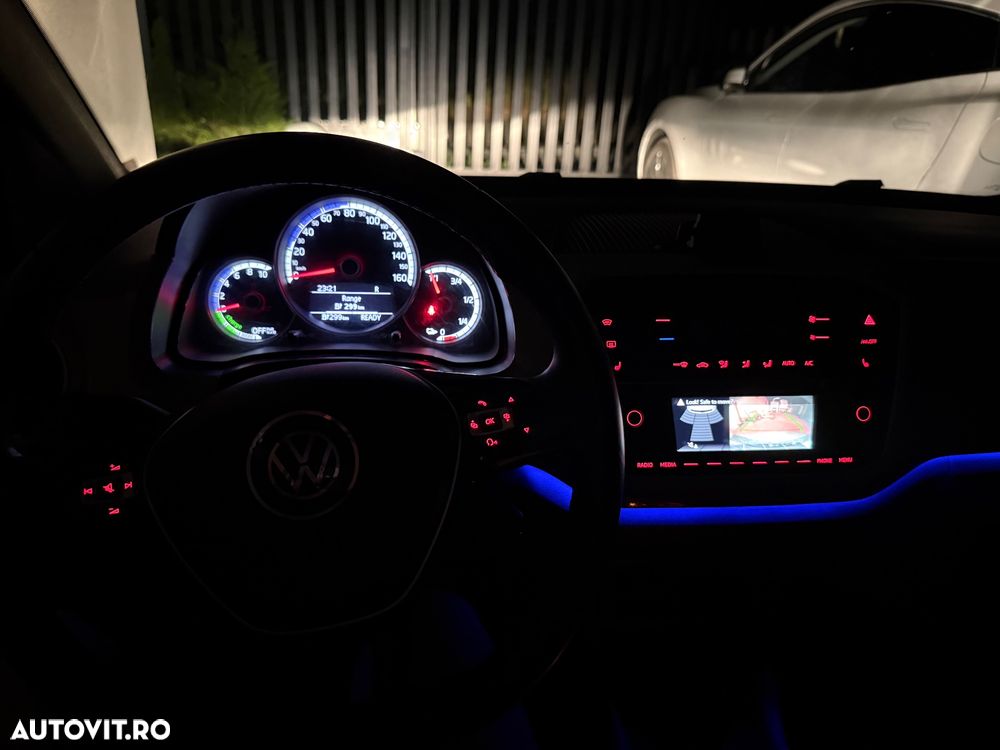Volkswagen up! - 3