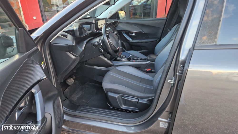 Peugeot 2008 1.5 BlueHDi Allure Pack EAT8 - 16