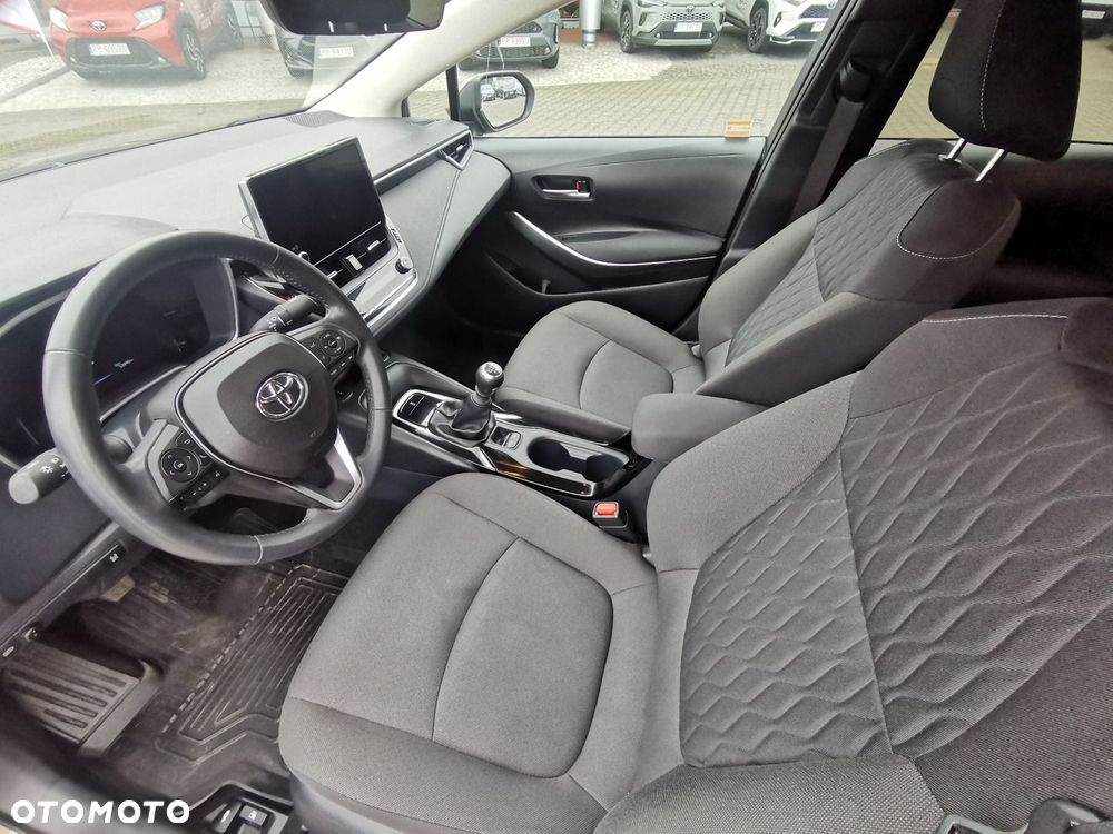 Toyota Corolla - 3