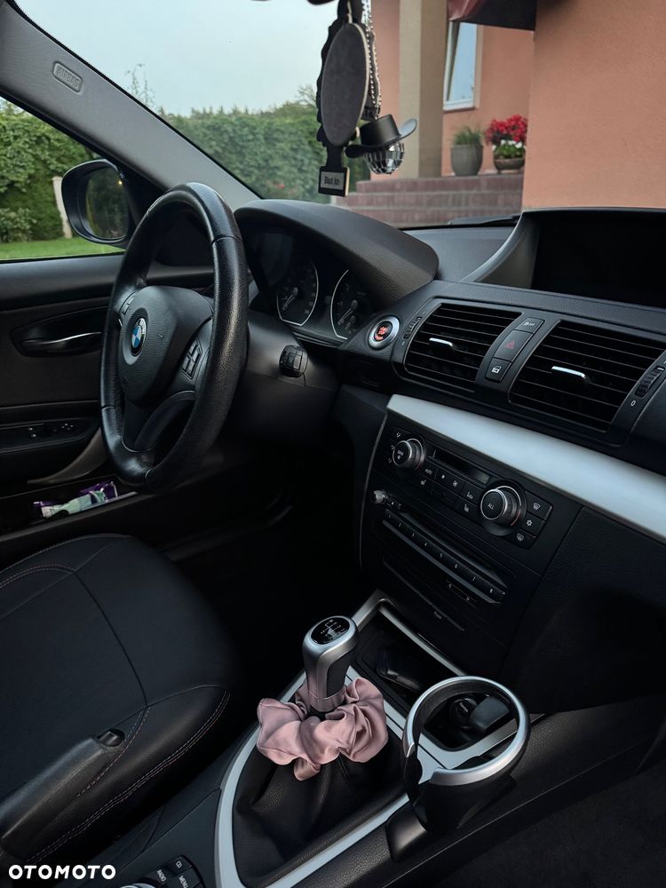 BMW Seria 1 116i - 8