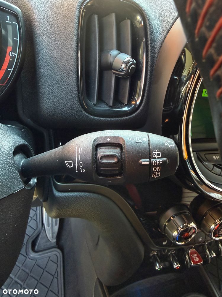 MINI John Cooper Works - 30
