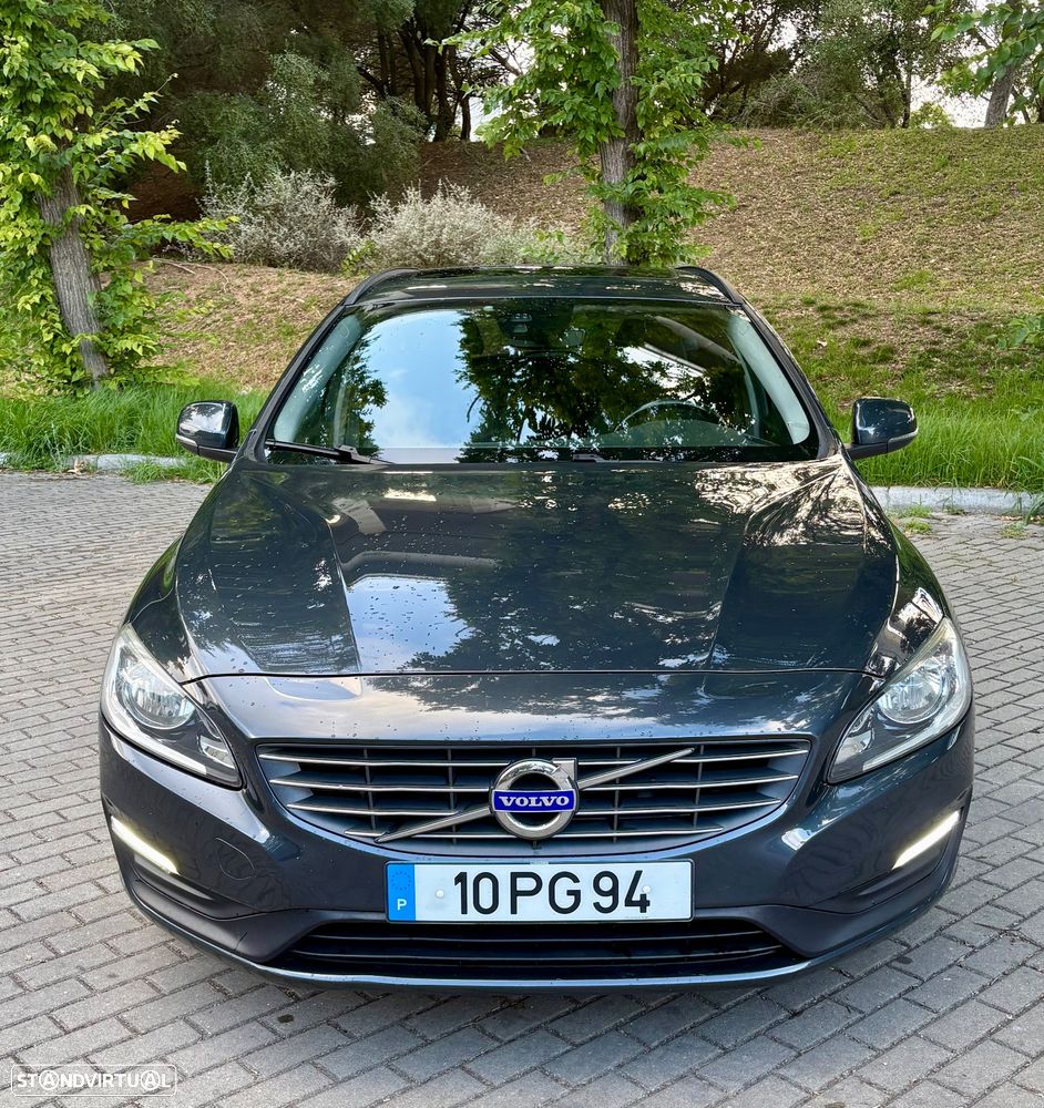 Volvo V60 2.0 D4 Momentum Geartronic - 2