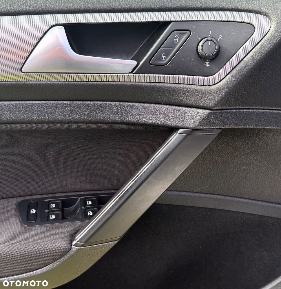 Volkswagen Golf 1.0 TSI BlueMotion Trendline - 18