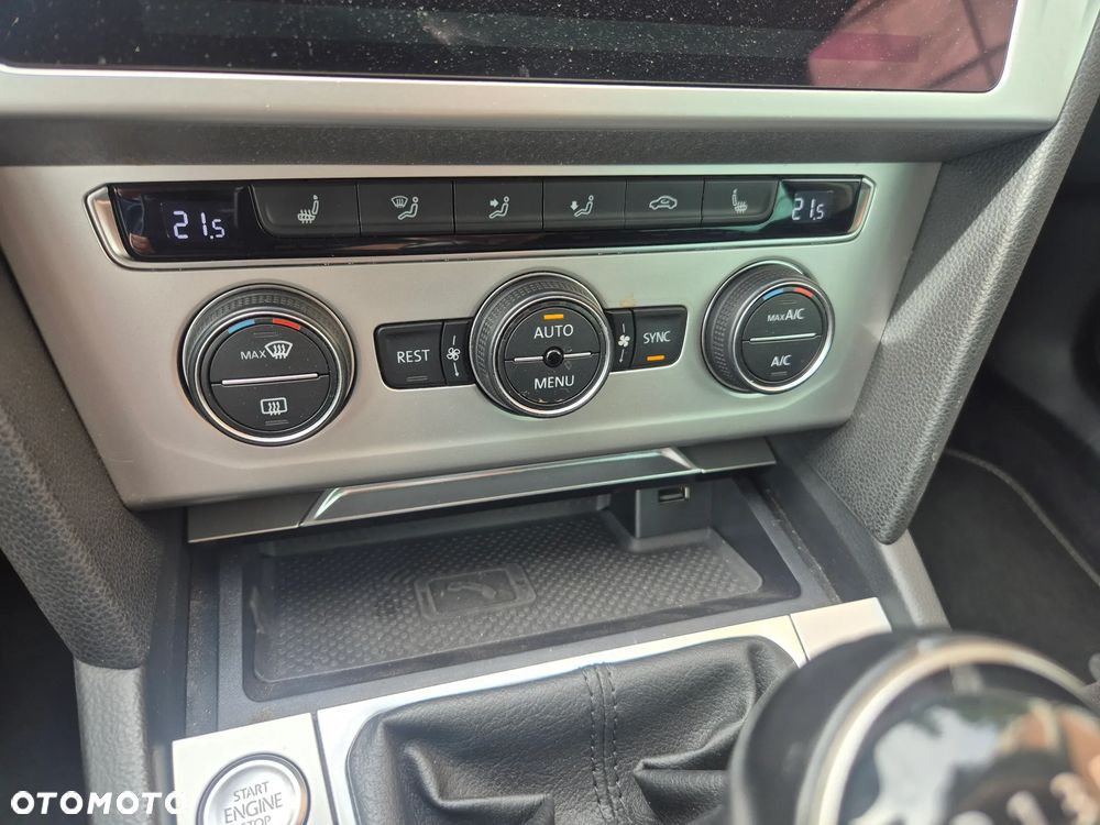 Volkswagen Passat Variant 2.0 TDI (BlueMotion Technology) Comfortline - 30