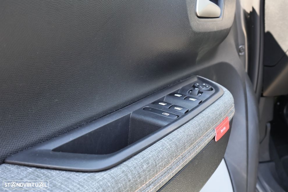 Citroën C3 Aircross 1.2 PureTech Plus - 17