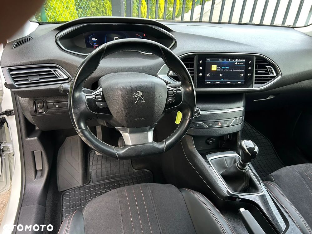Peugeot 308 BlueHDi 130 Black Edition - 18