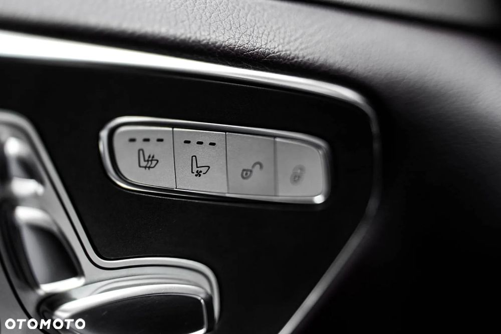 Mercedes-Benz Klasa V 250 (BlueTEC) d Avantgarde 7G-Tronic (ekstra d³) - 24