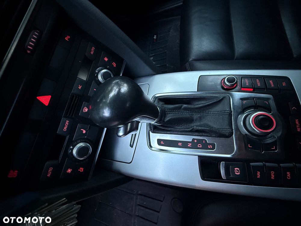 Audi A6 Allroad - 16