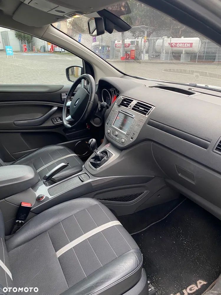 Ford Kuga 2.0 TDCi Titanium - 4