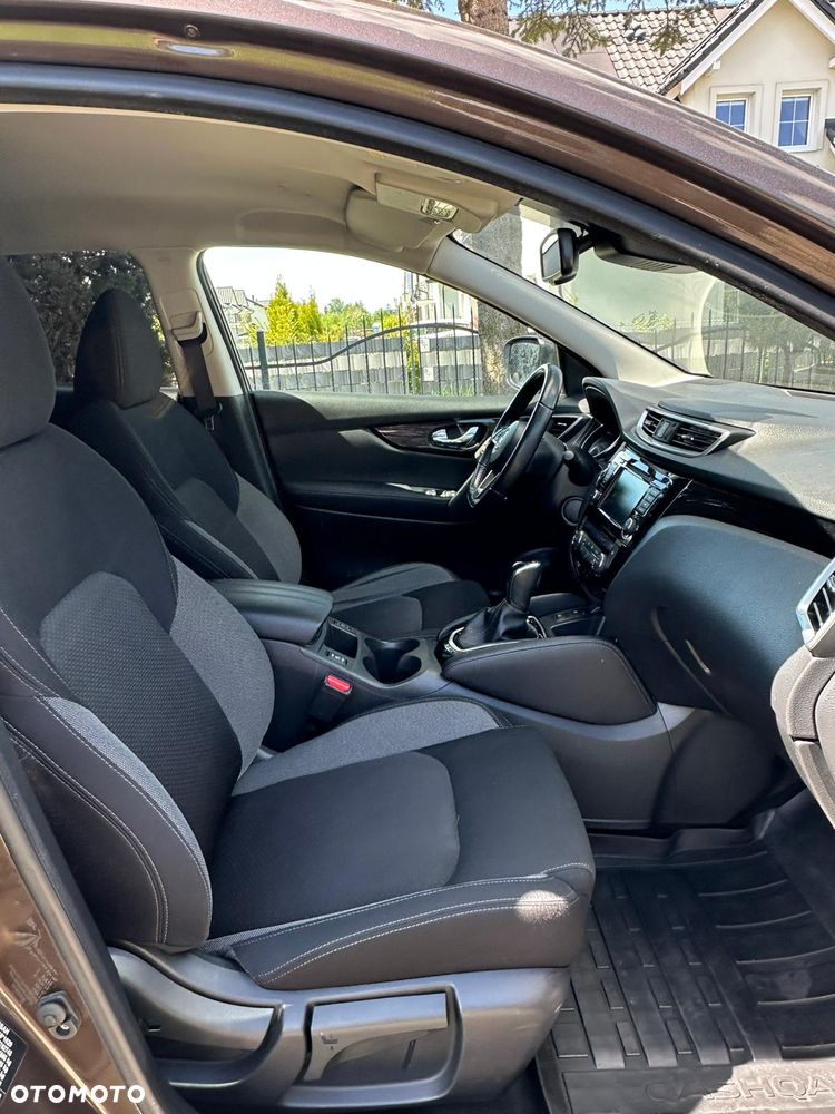Nissan Qashqai 1.3 DIG-T DCT TEKNA - 36