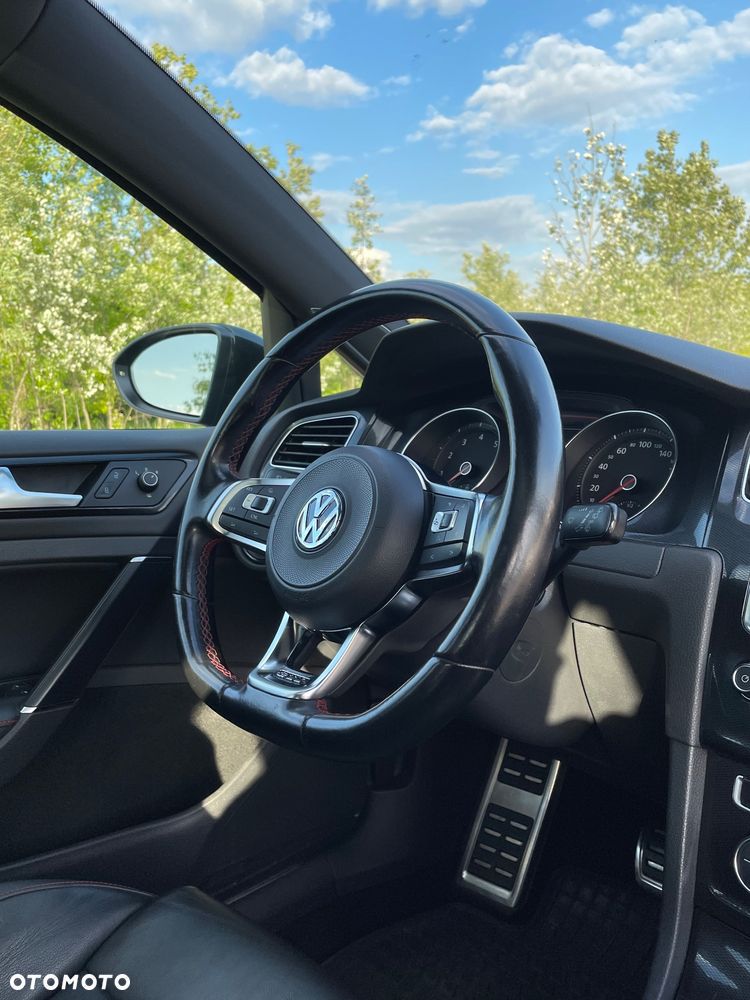 Volkswagen Golf - 7