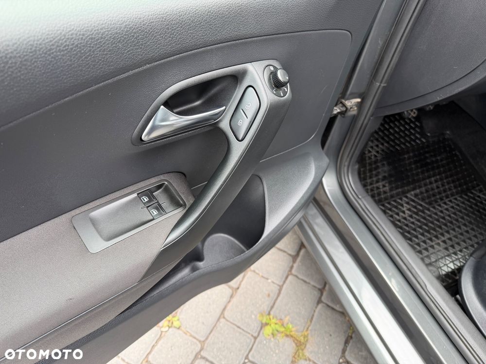 Volkswagen Polo - 24
