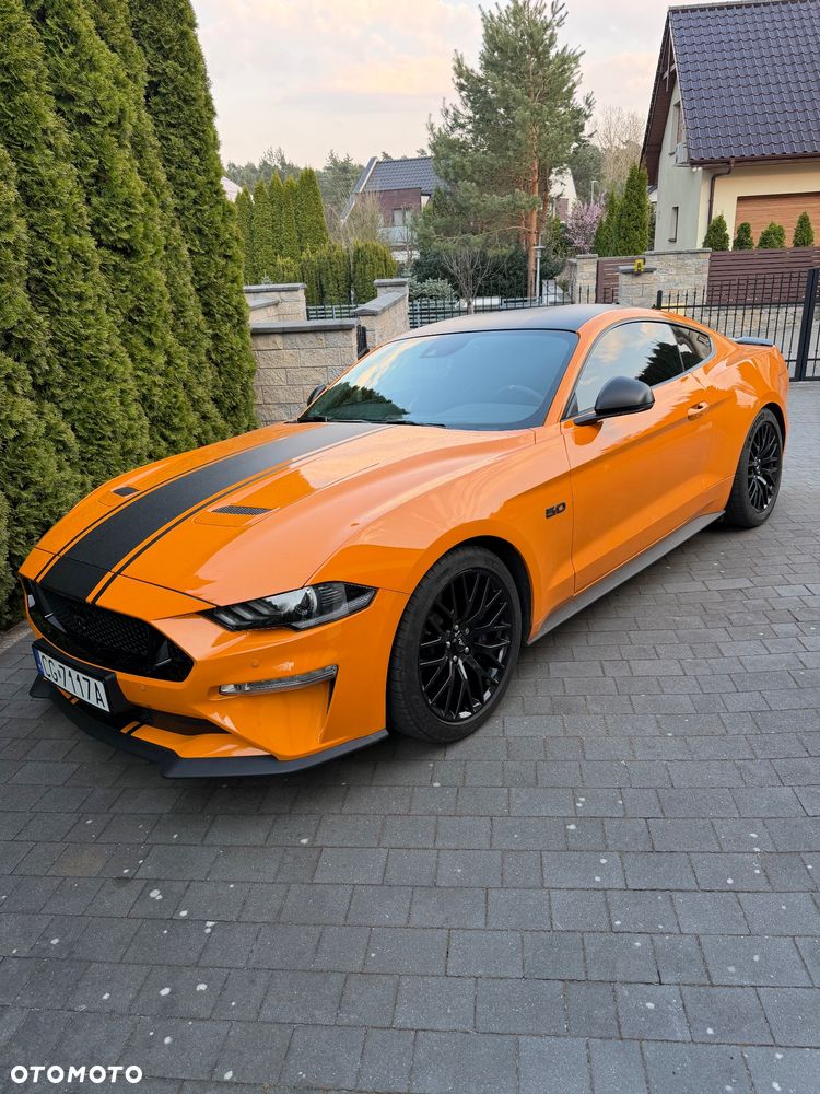 Ford Mustang - 1