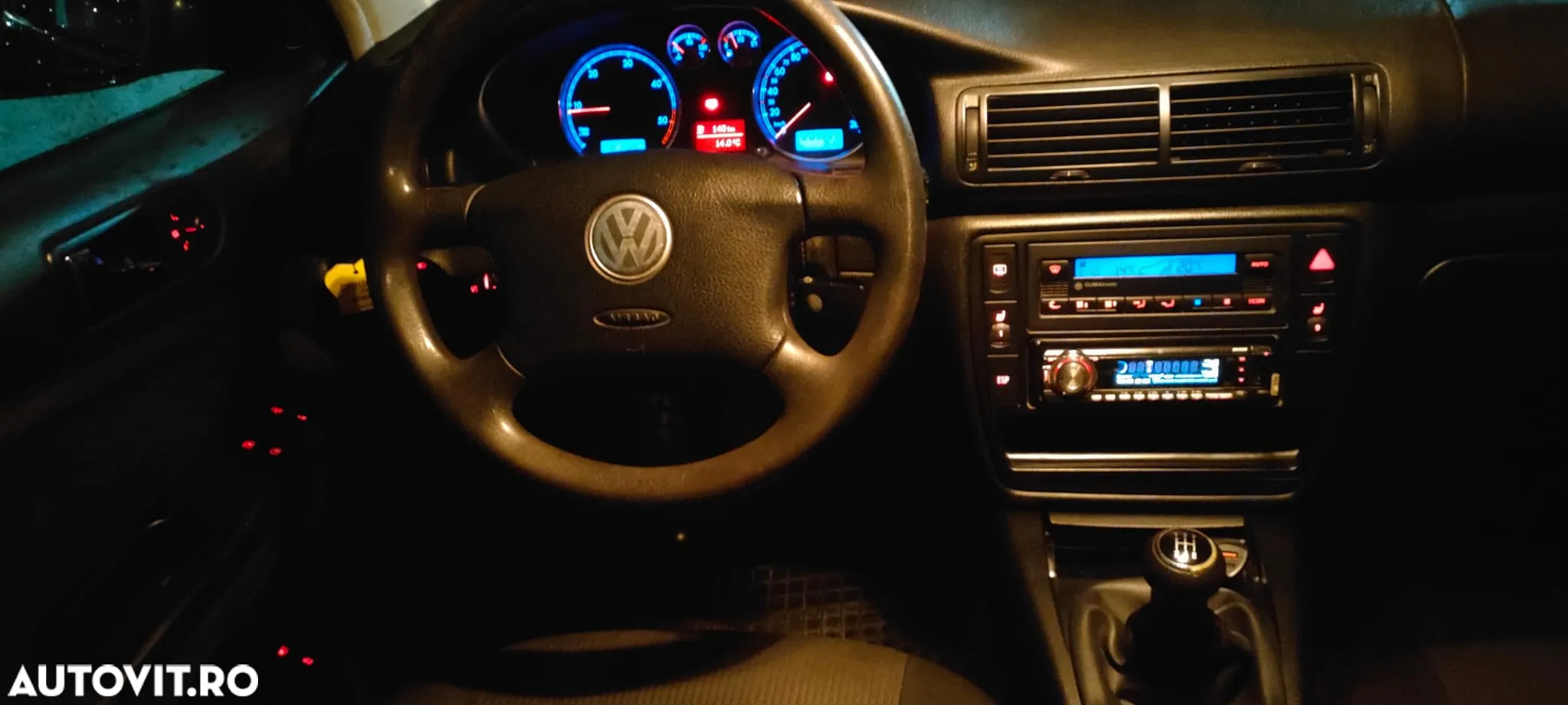 Volkswagen Passat - 9
