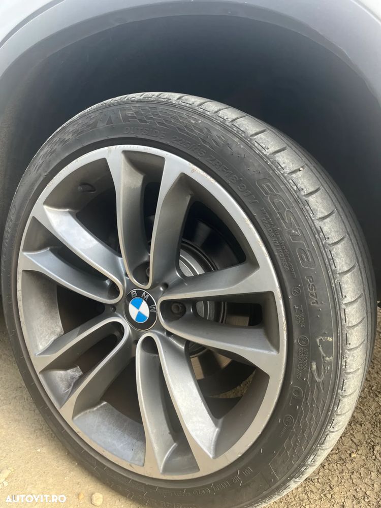 BMW X1 sDrive20d Aut. Sport Line - 33