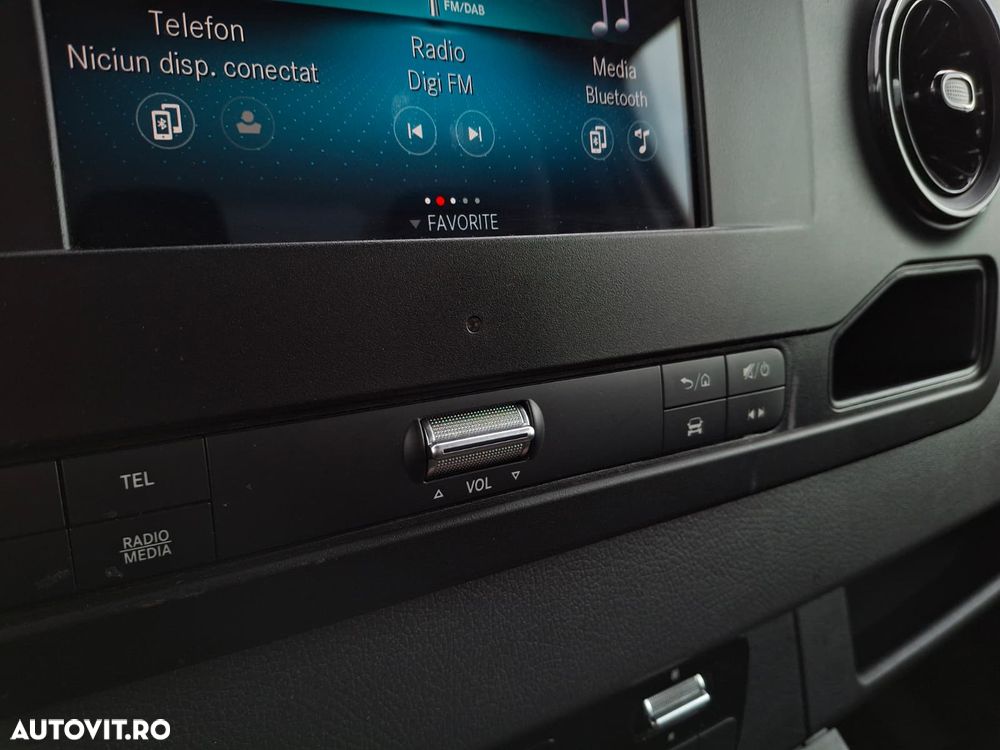 Mercedes-Benz Sprinter - 17