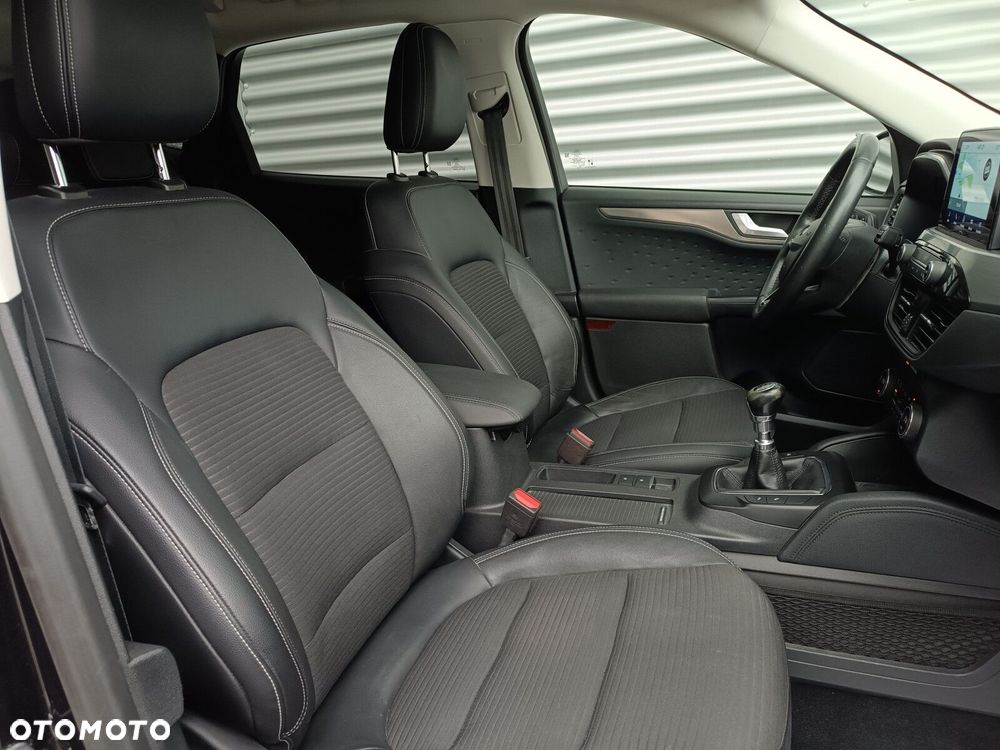 Ford Kuga 1.5 EcoBoost FWD Titanium X - 28