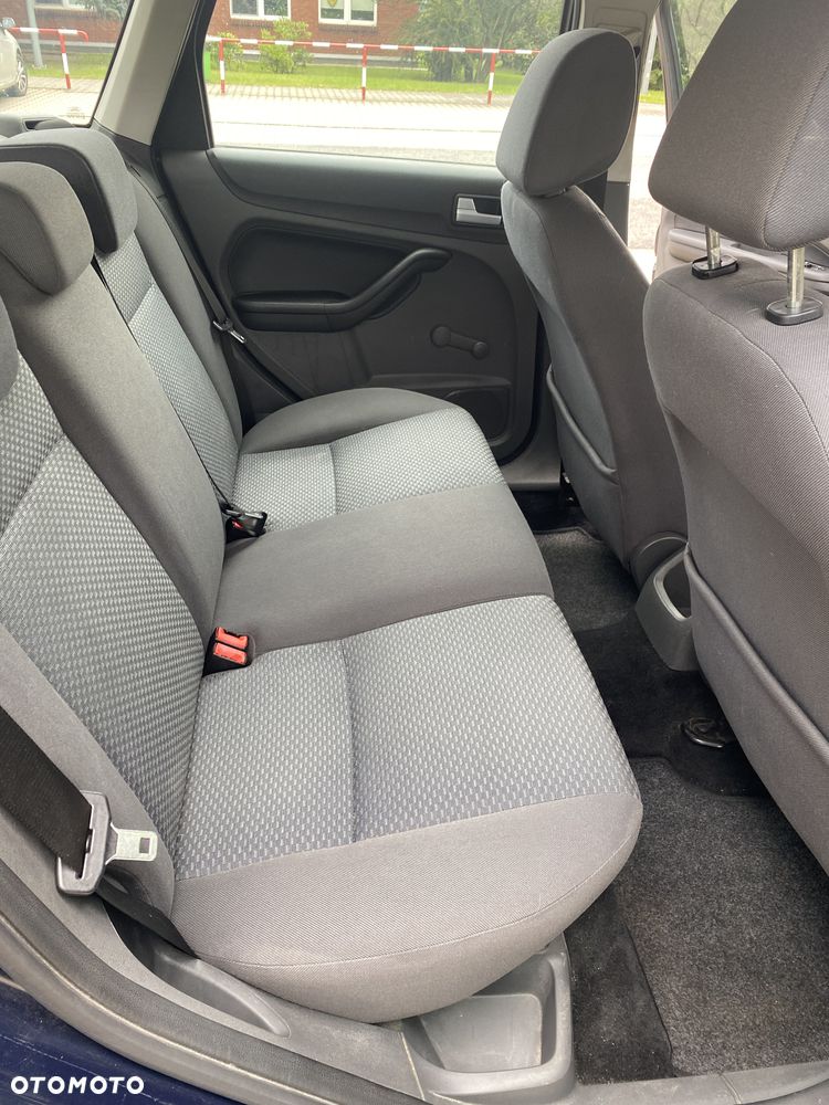 Ford Focus 1.6 TDCi Ambiente - 10