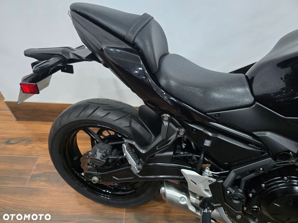 Kawasaki Z 650 - 21