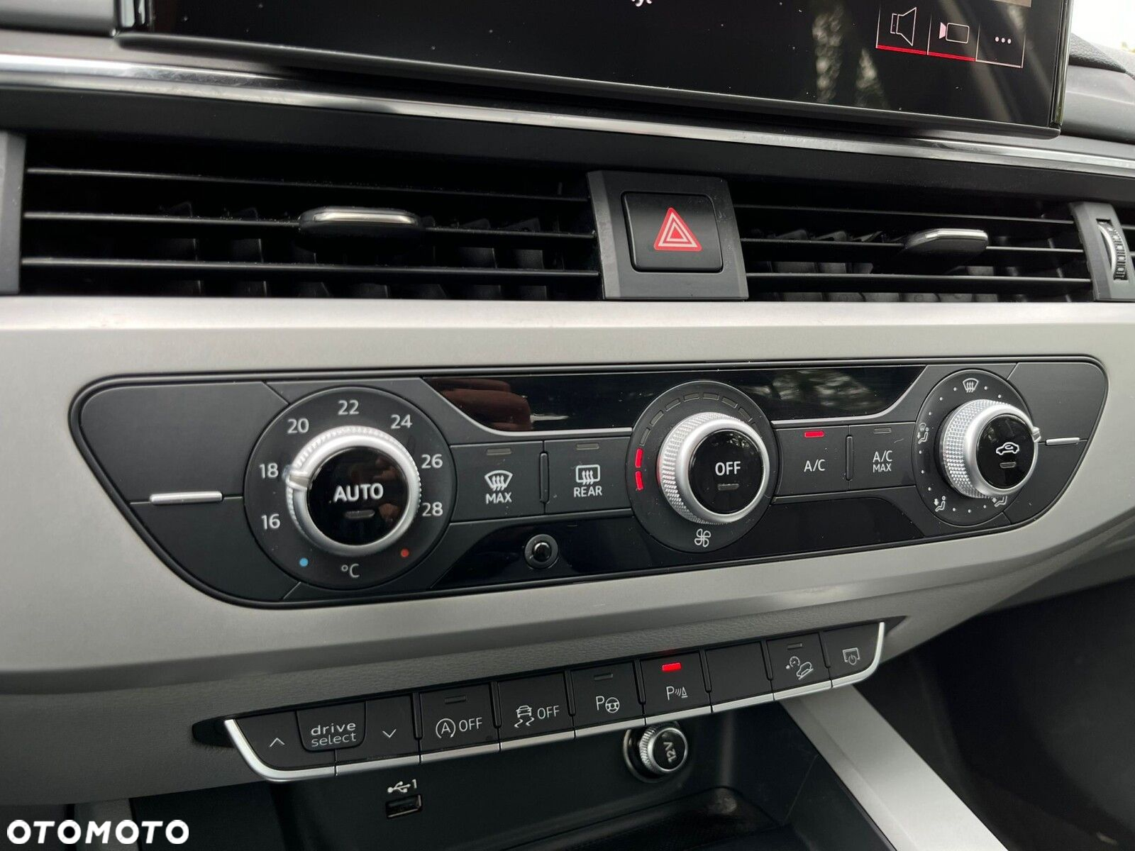 Audi A4 Allroad - 27