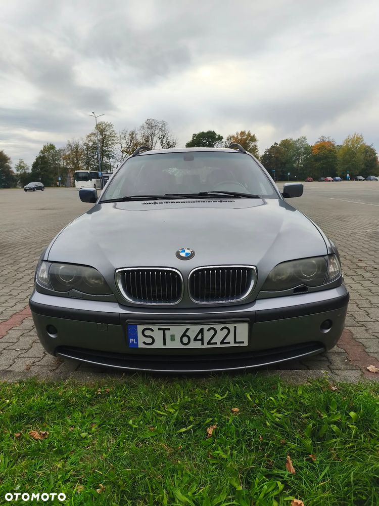 BMW Seria 3 2003 photo 2