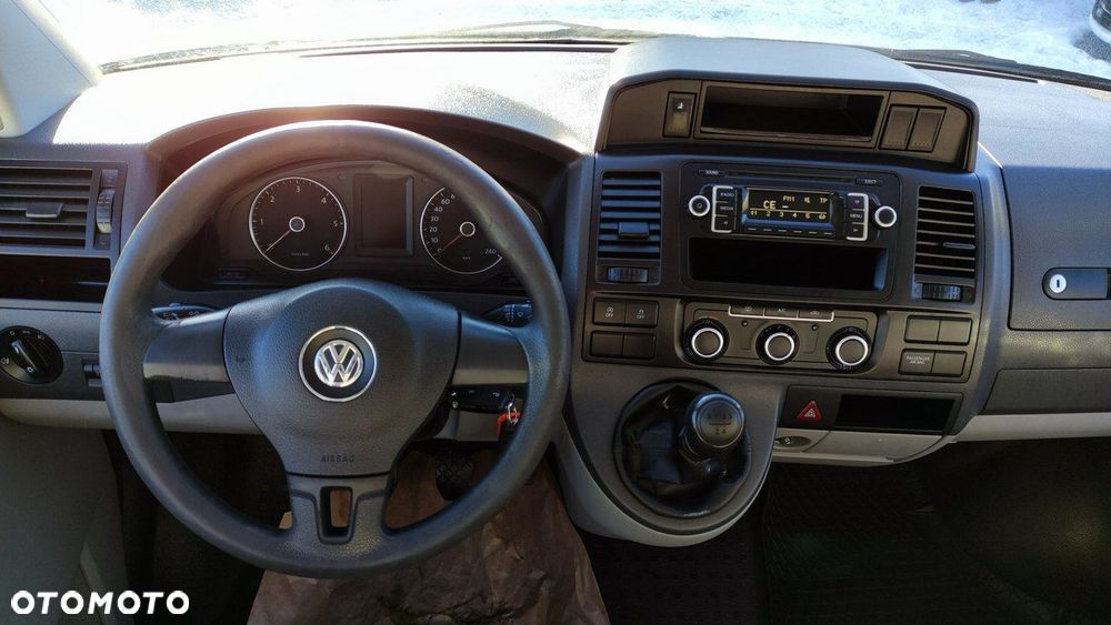 Volkswagen Transporter - 21