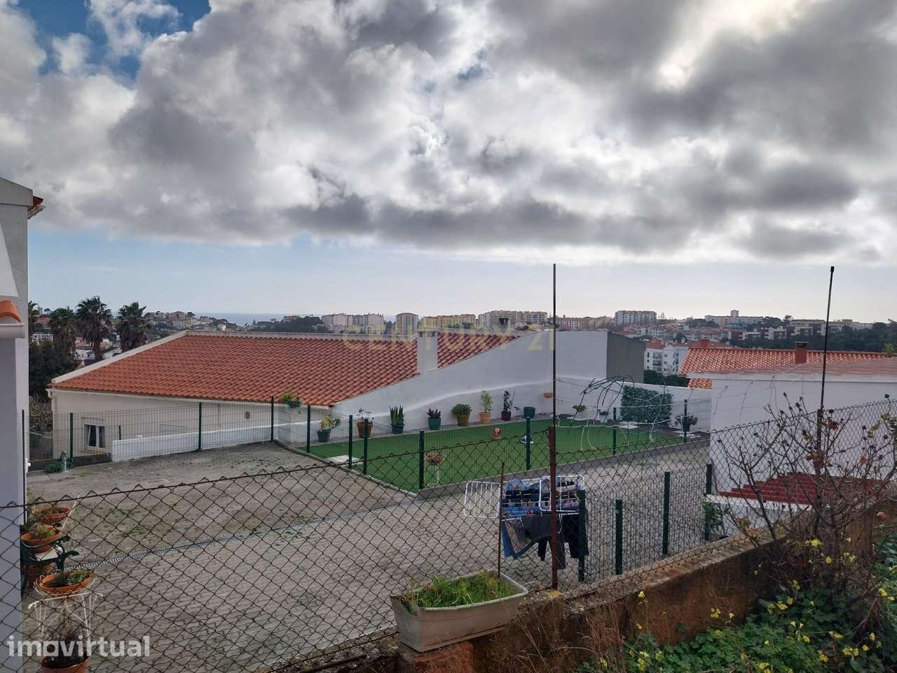 Moradia independente na Amoreira - Grande imagem: 2/9