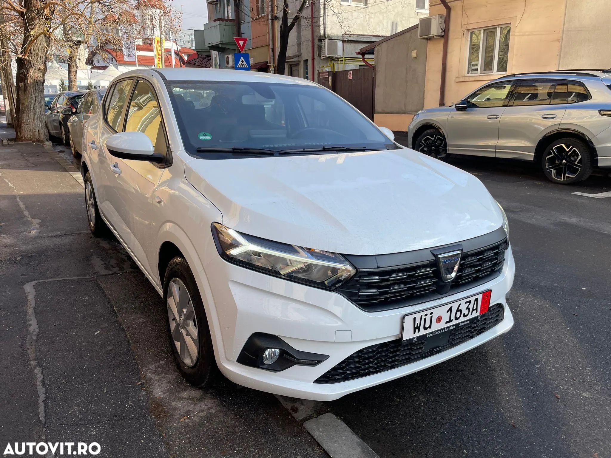 Dacia Sandero SCe 65 City - 1