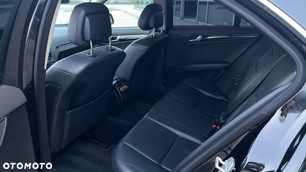 Mercedes-Benz Klasa C 200 Kompressor Automatik Avantgarde - 29