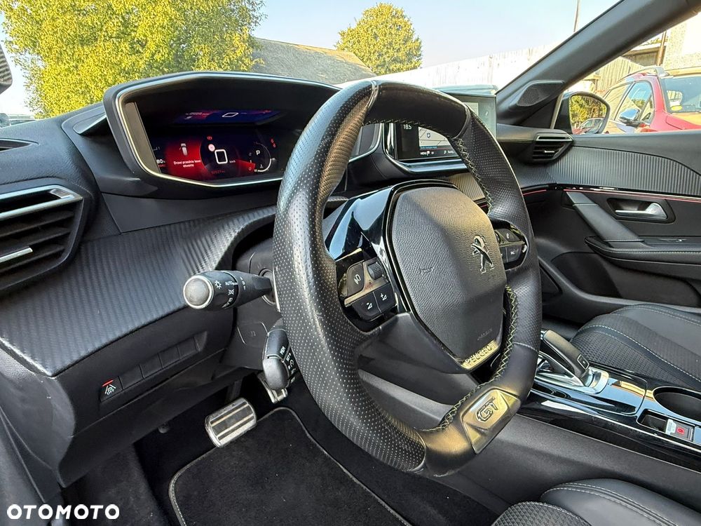 Peugeot 208 PureTech 100 EAT8 GT Pack - 19