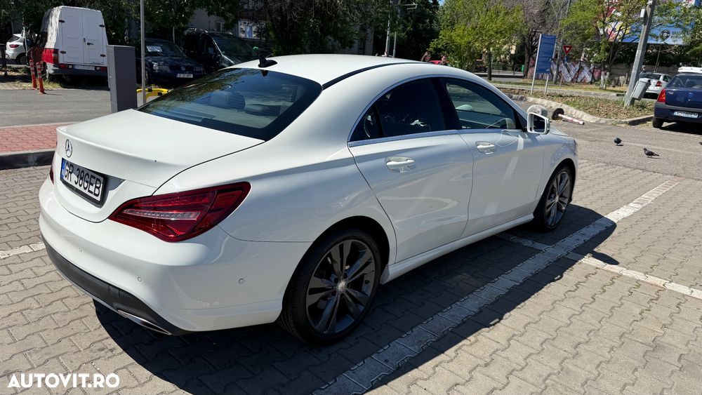 Mercedes-Benz CLA 180 7G-DCT - 2